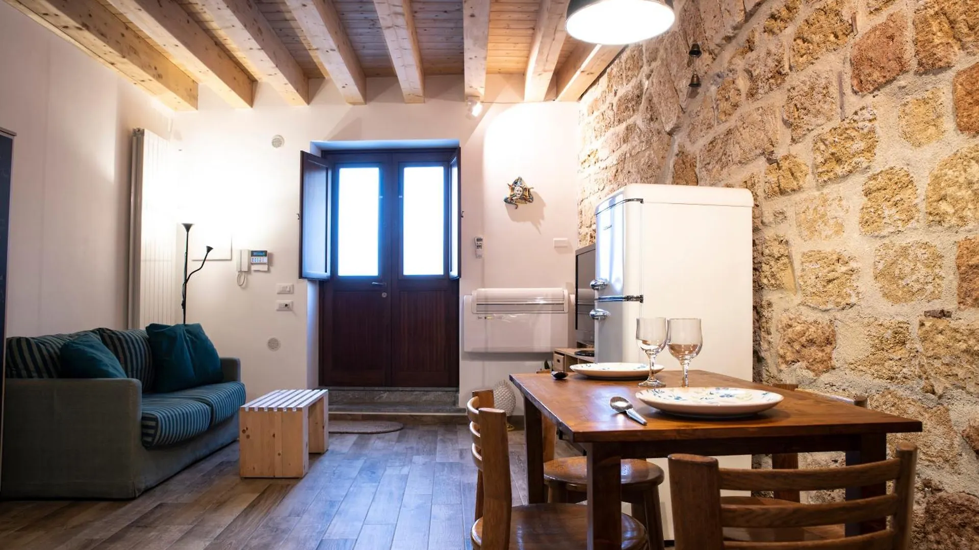 Loft Vetriera Centro Storico Apartment Palermo